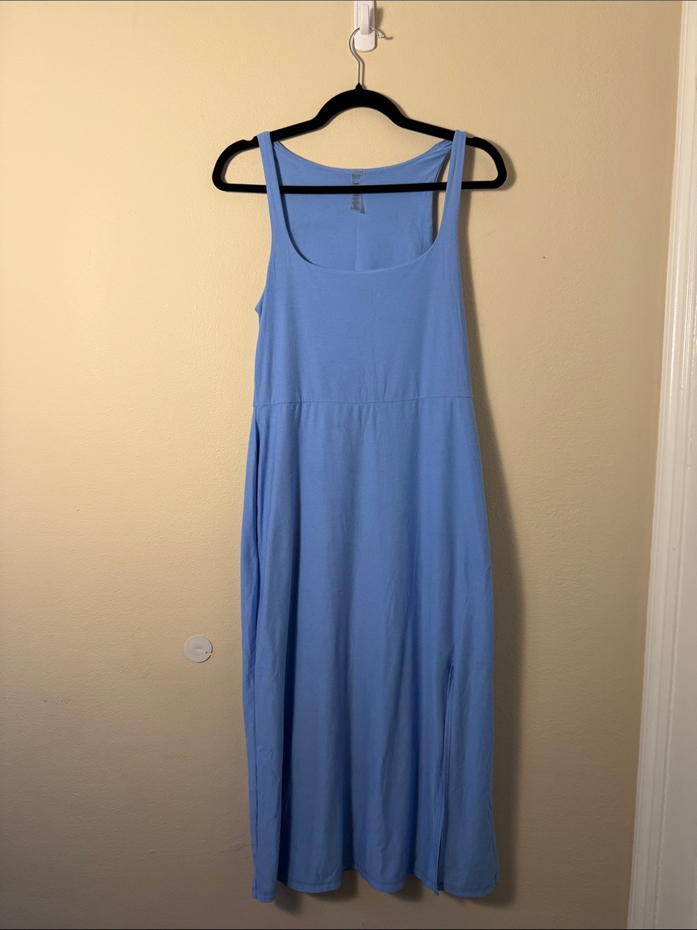 Beyond Yoga Featherweight Getaway Midi Dress in Flower Blue Size M